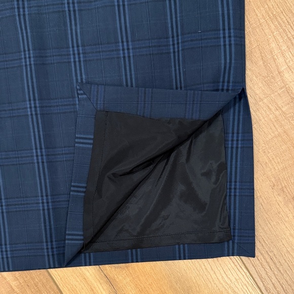 Banana Republic Dark Blue Checkered Navy Suit Washable - Picture 5 of 12